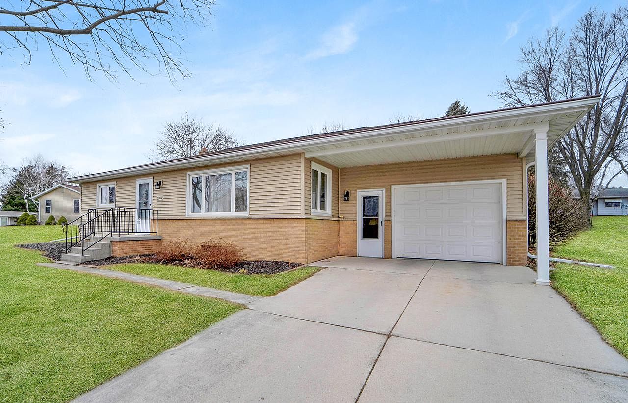 2206 Hickory LANE, New Holstein, WI 53061 Zillow