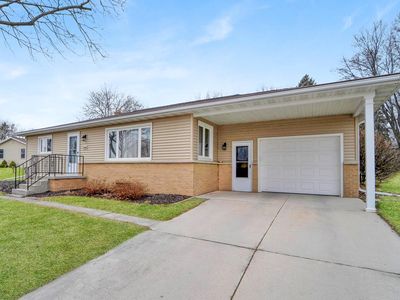 2206 Hickory LANE, NEW HOLSTEIN, WI, 53061