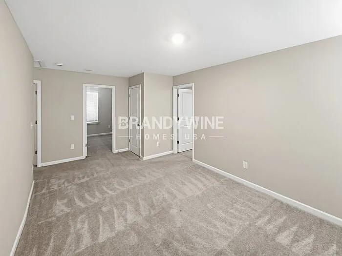 680 Friesland Dr — Photo 5