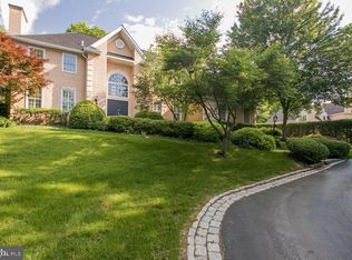 618 Newtown Rd, Villanova, PA 19085