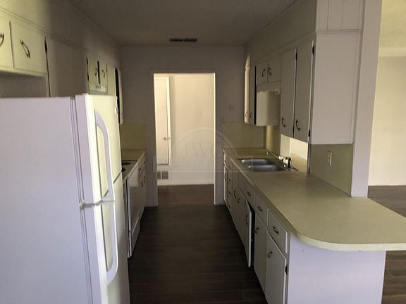 5th image of 1817 Gaynor Dr