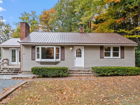 29 Leavitt Rd #A