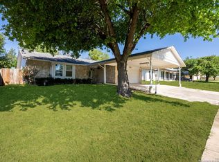 1159 S Ellison Dr, San Antonio, TX 78245