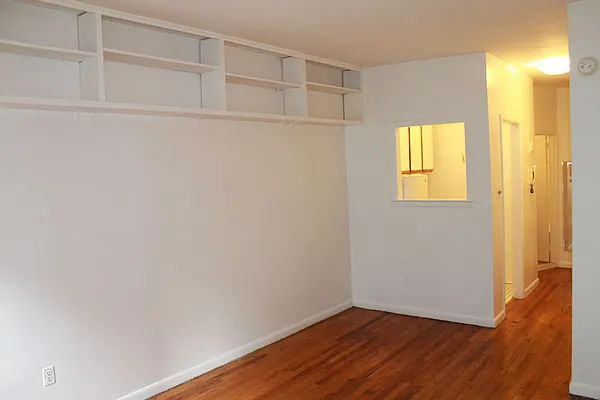 Rented by Owner | media 9