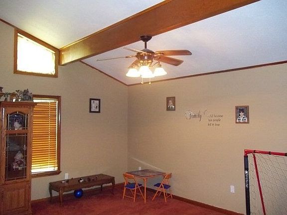 5th image of 210 Glynn Ave