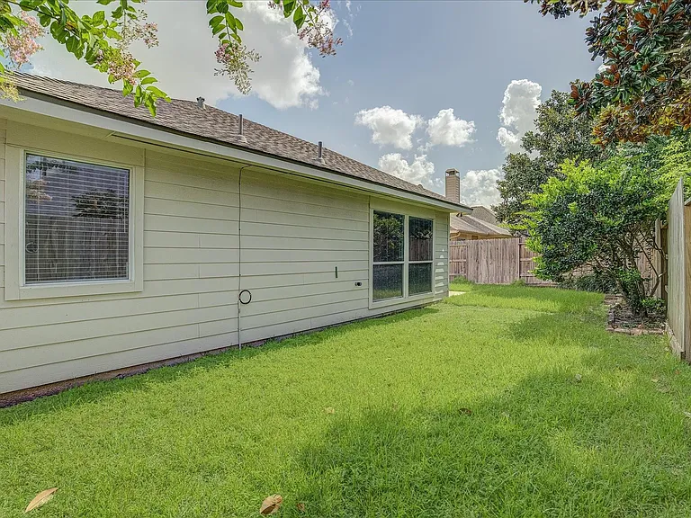 16011 Belleshire Glen Ln — Photo 23