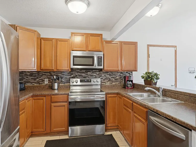 4803 NE Trilein Dr — Photo 25