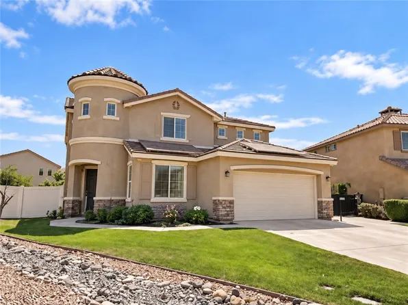 22 Helen Ave, Beaumont, CA 92223