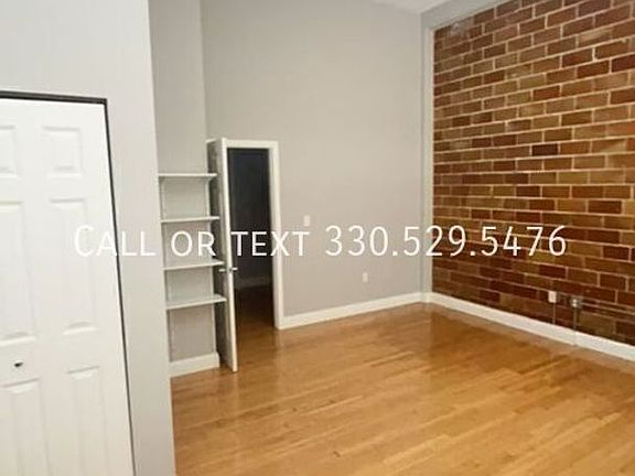 5th image of 2404 Prospect Ave E #209