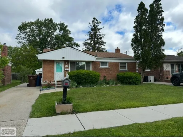 31638 Taft St, Wayne, MI 48184