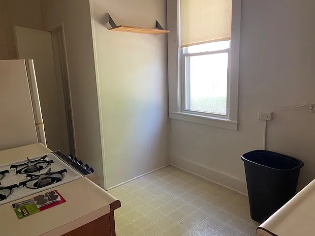 324 Catherine St #2 — Photo 5