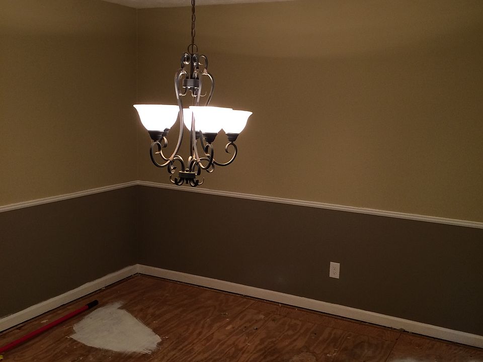 Dinning Room Needs Carpet