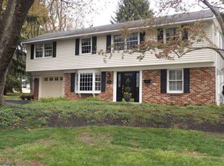 339 Camberly Rd, Warminster, PA 18974