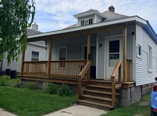 1009 Gillett St, Port Huron, MI 48060
