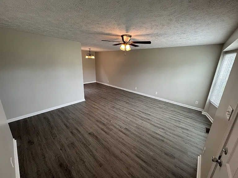 116 Grant Ave — Photo 9