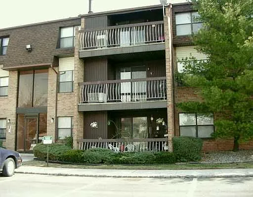 1421 Raspberry Ct photo 1