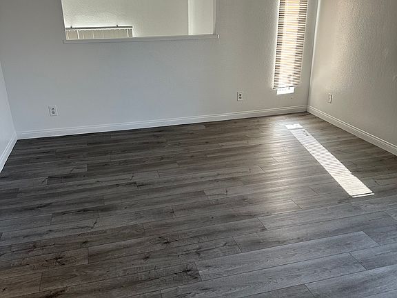 3rd image of 843 S Mountain Ave