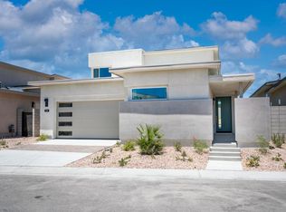 216 Mustang Ln, Palm Springs, CA 92262