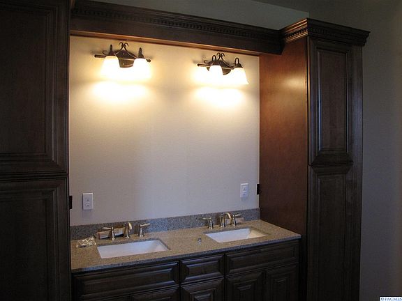 5th image of 4817 Bermuda Dunes Dr