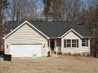 102 Claymoor Ct, Williamston, SC 29697