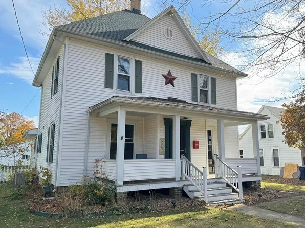 635 Logan St, Janesville, WI 53545