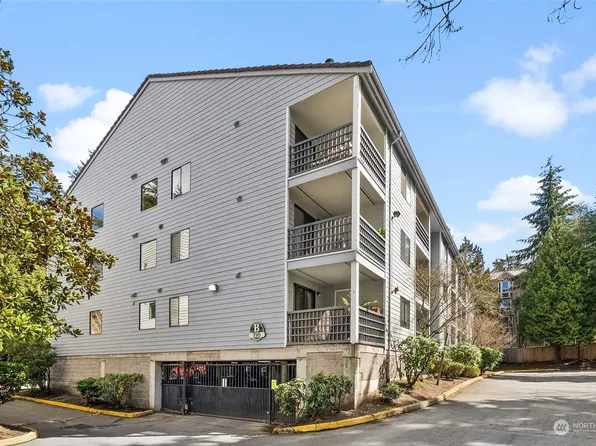 710 N 160th Street #B-302, Shoreline, WA 98133