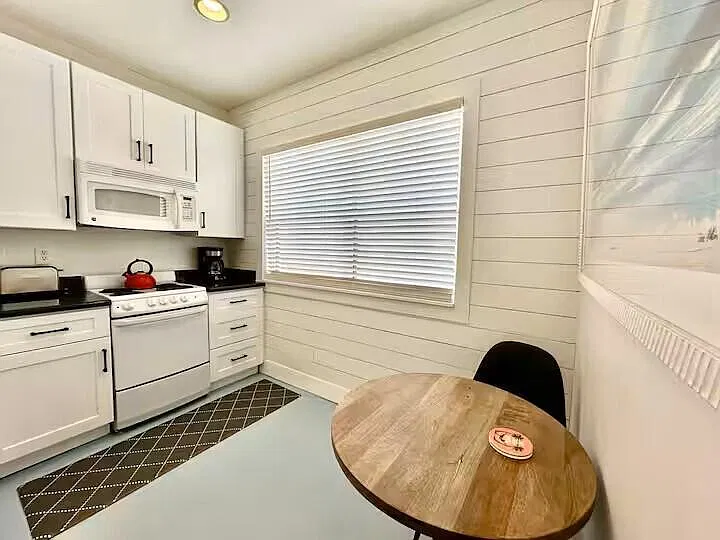 1 bed, 1.0 bath, 600 sqft, $1,500 — Photo 4