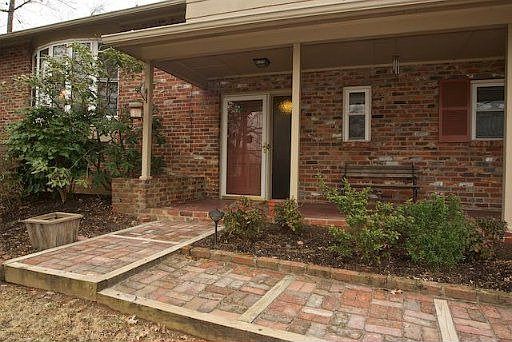 1st image of 8708 Kingsridge Dr