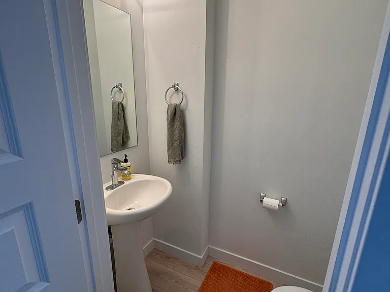 1146 S Redwood Rd — Photo 18
