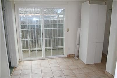 5th image of 13308 S Oak Ave
