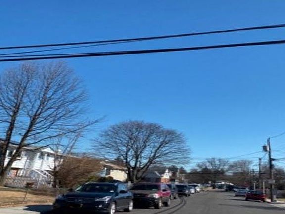 5th image of 612 Newton Ave