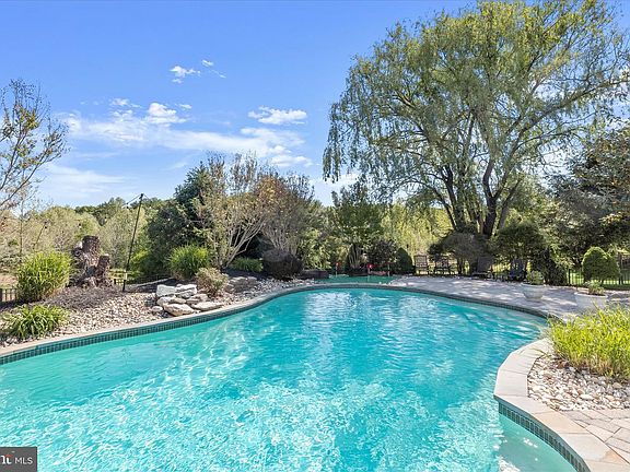 3rd image of 12344 Fox Meadow Ln