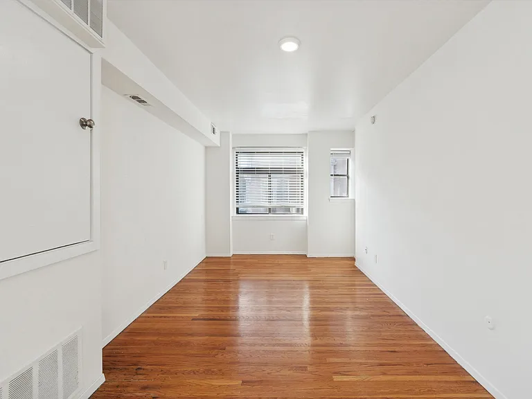 319 S 10th St #234 — Photo 13