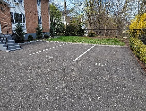 2nd image of 52 Dawn St Unit 52