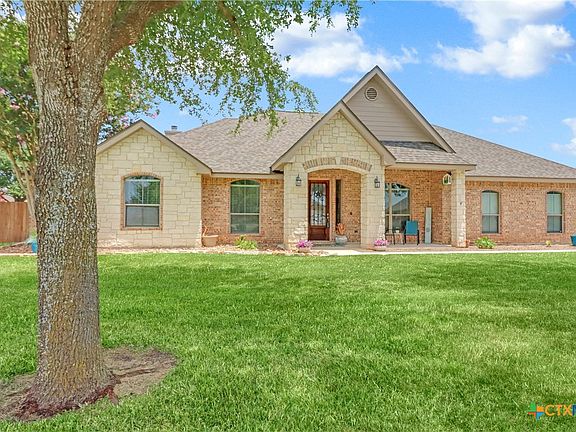 5th image of 1446 Emily Ln