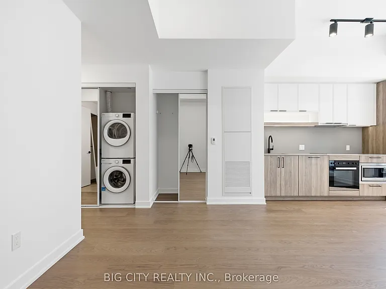 91 Montclair Ave #829 — Photo 7