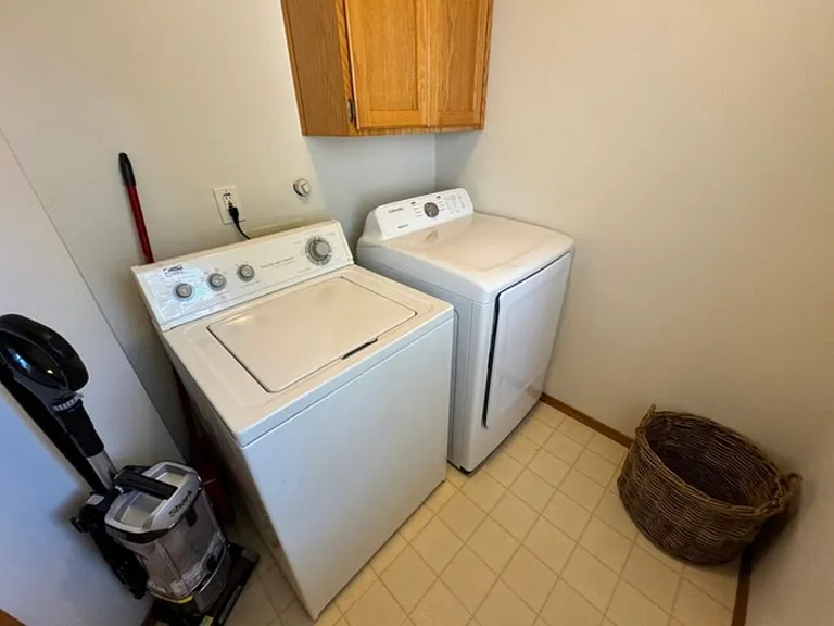 SW Trachsel Dr — Photo 31