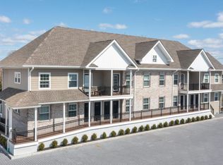 1163 Montauk Hwy #B, Copiague, NY 11726