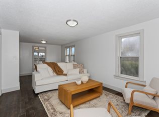 1324 Lewis Ave, Des Moines, IA 50315