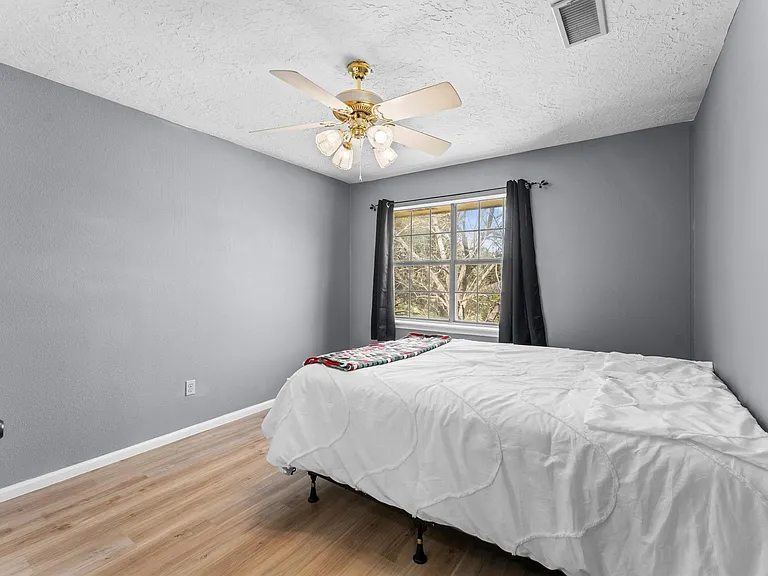 228 April Waters Dr W — Photo 21