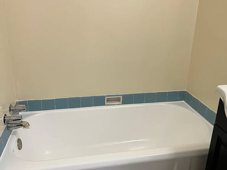New bathtub