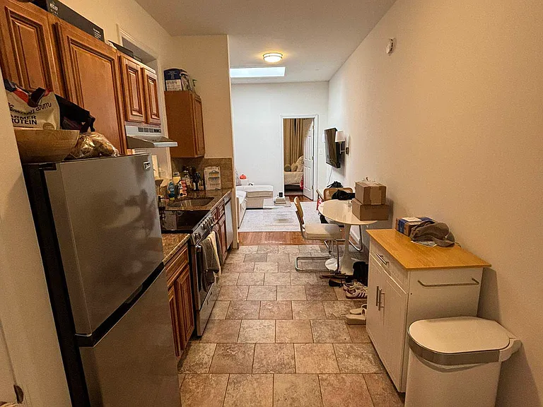 405 E 90th St #5R — Photo 5