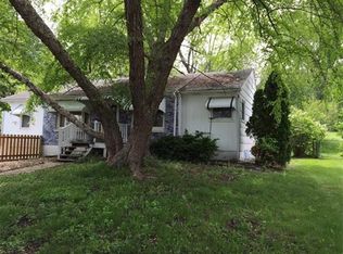 6004 Arlington Ave, Raytown, MO 64133