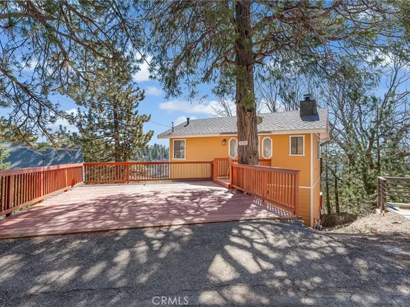 31701 Panorama Dr, Running Springs, CA 92382