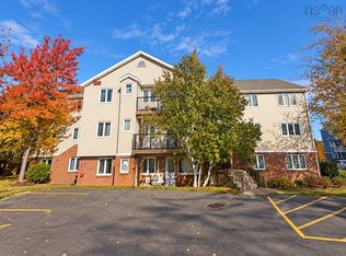 131 Farnham Gate Rd #303, Halifax, NS B3M4A4