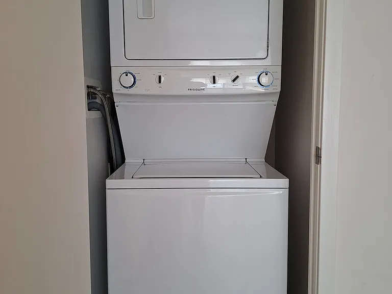 89 Dunfield Ave #2106 — Photo 18