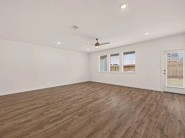 3527 Lovebird Ln — Photo 15