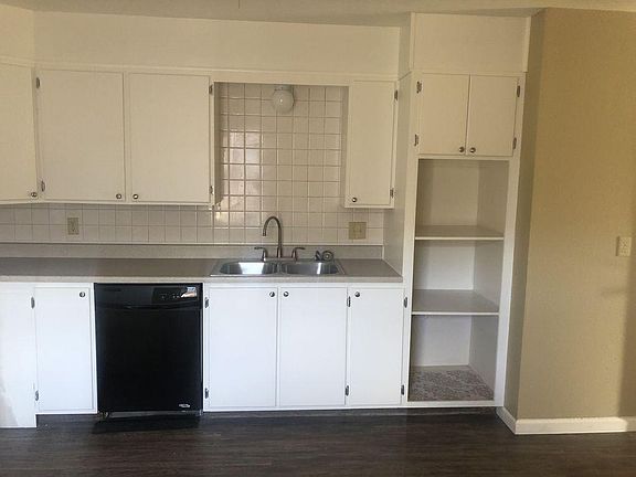 2nd image of 6205 Lawrence Blvd #B