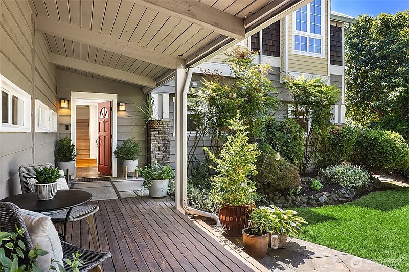 2nd image of 11059 SE 31st Street