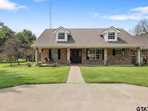 3rd image of 12664 Lake Pines Dr